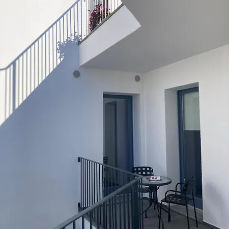 Apartament Zenia B *