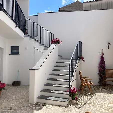 Zenia B Apartment