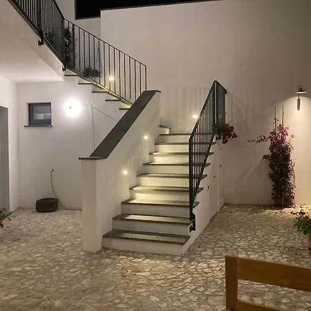 Zenia B Apartment *